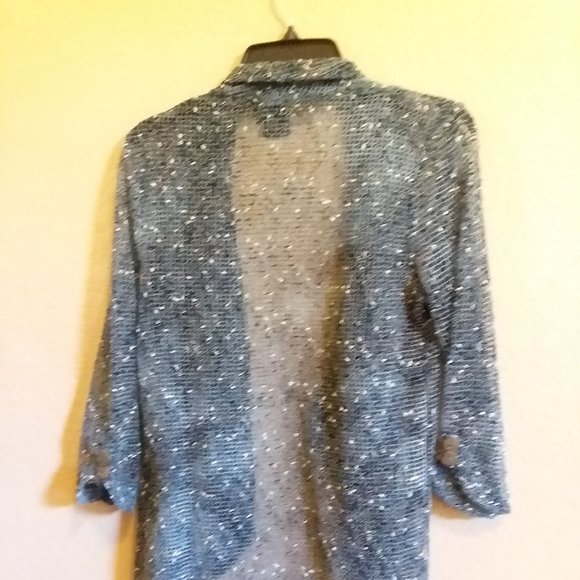 Light over jacket - Picture 2 of 3